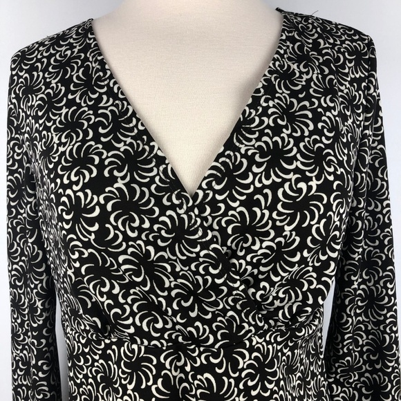 Nine West Brown Floral Faux Wrap Blouse Small - Picture 4 of 8